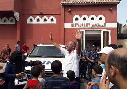 محاصرة سيارة شمالي والمفاوضات الى طريق مسدود