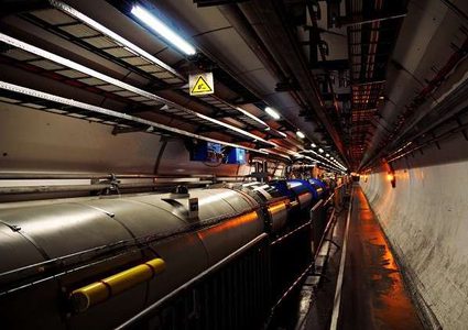 تجارب علمية تهدد الأرض بالانكماش