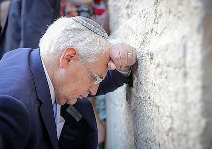 الخارجية: فريدمان يثبت أنه وصمت عار في جبين أمريكا