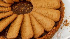 طريقة عمل تارت اللوتس بدون فرن