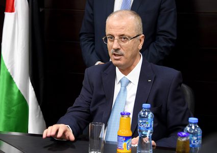 الحمد الله: سنتعامل بحزم مع المهربين