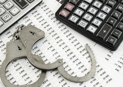 إدانة تاجرين بجرائم اقتصادية