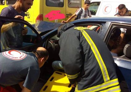 حادث سير بين باص روضة ومركبة في جنين