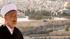 عكرمة صبري: المقدسيون وحيدون في معركة الأقصى