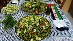 الزيتون نعمة وبركة على موائدنا