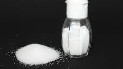 ما هو مدى صحة مقولة "السم الأبيض"؟