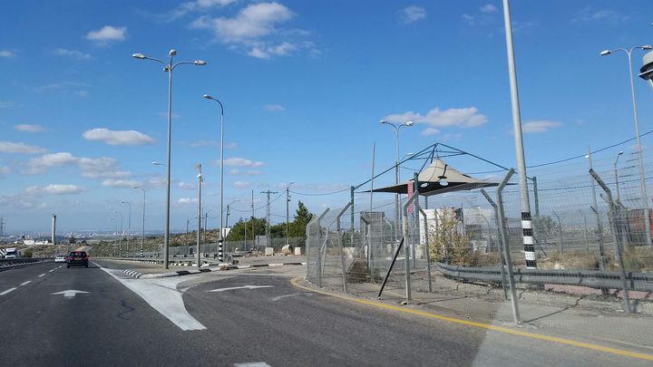 الإحتلال يزعم إحباط تنفيذ عملية طعن