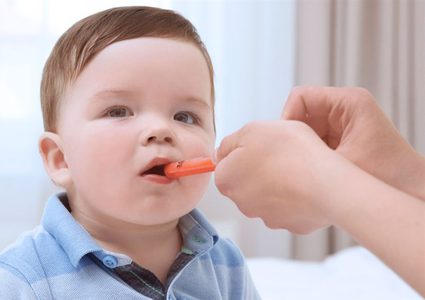 هل من الممكن إعطاء الأدوية المنومة للطفل؟