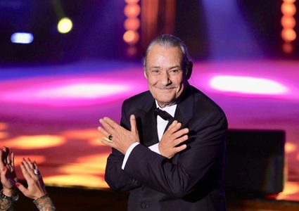 فاروق الفيشاوي يعلن إصابته بالسرطان