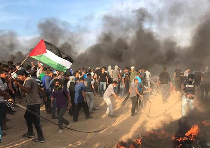 3 شهداء واصابة 376 مواطنًا على حدود قطاع غزة