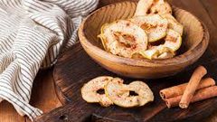 رقائق التفاح الهشة