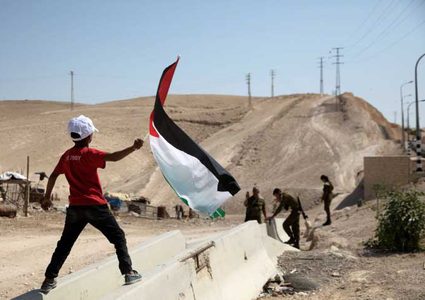 القوى تدعو "لاسبوع الحسم" في الخان الأحمر