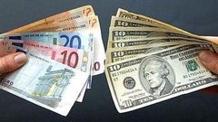 المفوضية الأوروبية تدعو لاستبدال الدولار باليورو