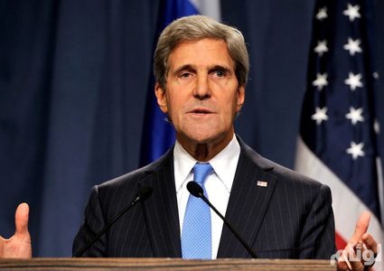 كيري يحذر من رغبة البعض في قصف أمريكا لإيران