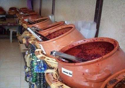 ضبط معمل لتصنيع "المعسّل" في بيت لحم