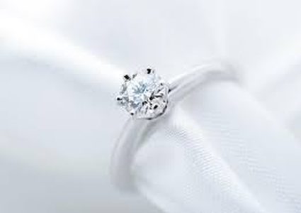 ايرلندي يبلع خاتم ألماس والسبب!