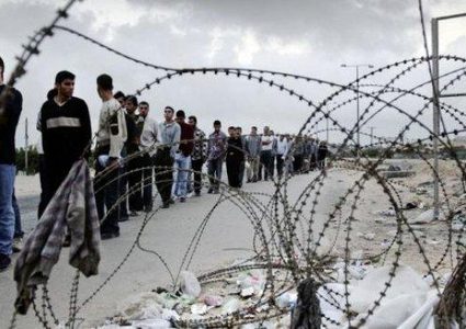 الاحتلال يمنع آلاف العمال من دخول مستوطنة "بركان"