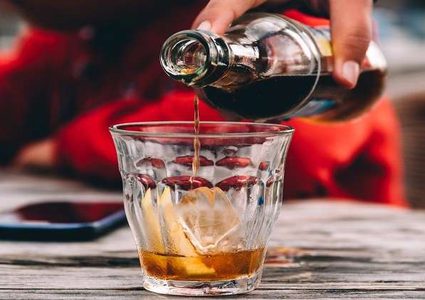 المحليات الاصطناعية ومشروبات الحمية تهدد الأصحاء