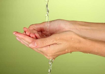 اغلاق فندق بالبحر الميت واخلاء نزلاء