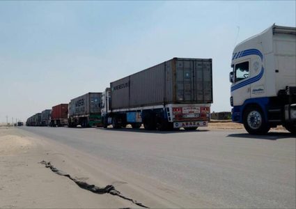 محللون:المساعدات محصلتها فصل غزة عن الضفة