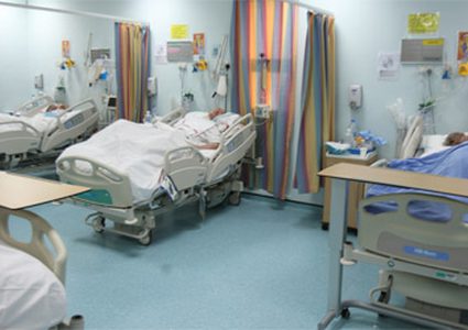 المستشفيات الحكومية تستقبل 9 وفود طبية متخصصة