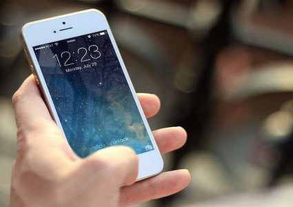 نيوزلندا تبدأ فرض تفتيش الهواتف والحسابات عليها!