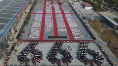 الصين تحطم رقما قياسيا للعزف الجماعي على البيانو