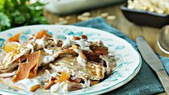 فتة الباذنجان بدبس الرمان