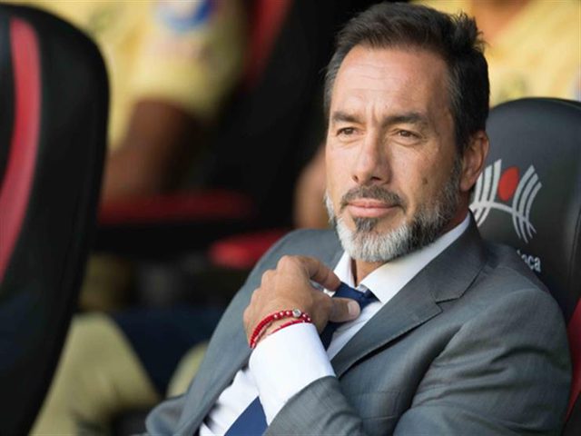 ماتوساس مدرّبًا جديدًا لمنتخب الكوستاريكي