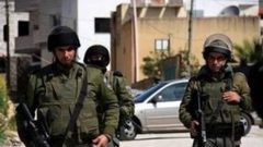 الاحتلال يداهم محال تجارية في شعفاط