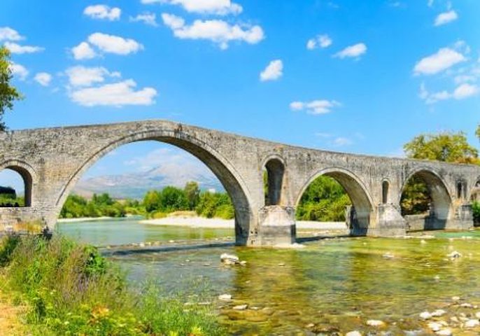 سرقة جسر بتركيا والشرطة تبحث عنه!