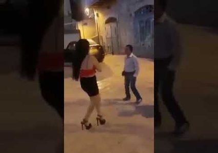 القبض على 3 فتيات بتهمة الرقص بالطريق وخدش الحياء