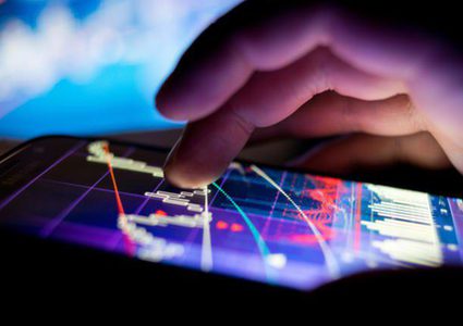 تراجع البورصات العالمية وترامب يواصل انتقاده للبنك