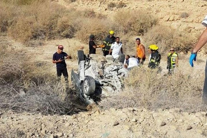 مقتل إسرائيليين بحادث سير في النقب