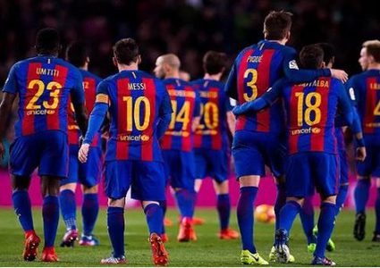 سان جيرمان متمسك بطعن برشلونة على طريقة نيمار