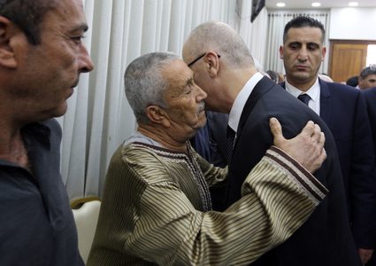 الحمد الله يقدم واجب العزاء بالشهيدة الرابي