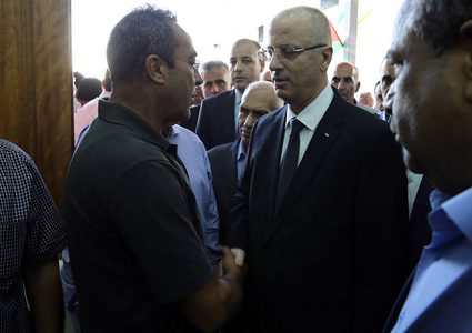 الحمد الله يقدم واجب العزاء بالشهيدة الرابي