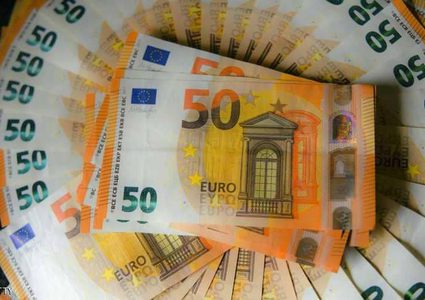 توقعات بتضاعف الاستثمارات في الاقتصاد الروسي