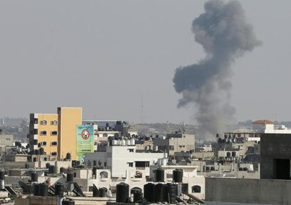 الاحتلال يستهدف مرصداً للمقاومة جنوب القطاع