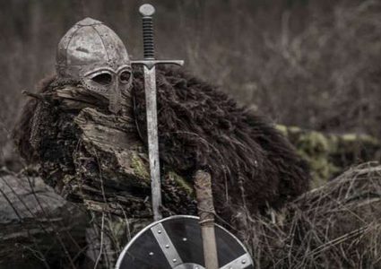 رادار يخترق الأرض ويكشف "كنزا" مدفونا للفايكينغ