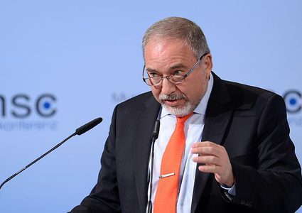 في اجتماع مغلق..ليبرمان يوصي بضرب قطاع غرة الآن