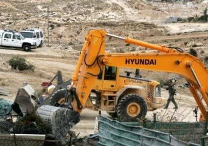 الاحتلال يهدم منزلا في يطا