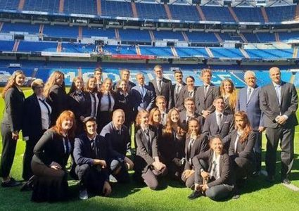 ريال مدريد يستضيف مجموعة من الشبان الإسرائيليين