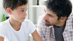 عادات الأب السيئة تنعكس على ذكاء الأبناء والأحفاد