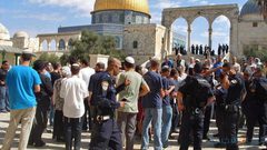 70 مستوطنا يقتحمون المسجد الأقصى