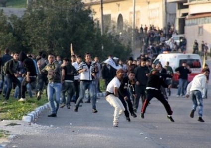 3 اصابات بأعيرة "مطاطية" خلال مواجهات مع الاحتلال