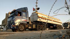 ليبرمان يطرح شرطه لاستئناف ادخال الوقود إلى غزة
