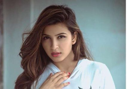 العثور على جثة عارضة أزياء هندية في حقيبة سفر !