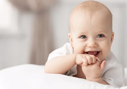 دراسة: الرضاعة الطبيعية تنقذ الرضع من مرض خطير