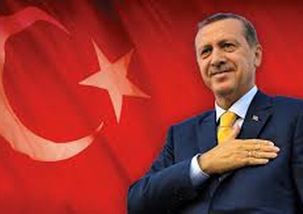 أردوغان يستسلم للنوم في مؤتمر صحفي رئاسي